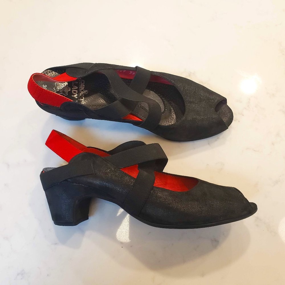 Pas de Rouge red/black leather peep toe slingback (EU 39.5 / US 9)